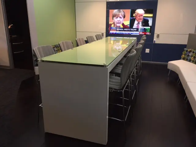 parsons-painted-glass-top